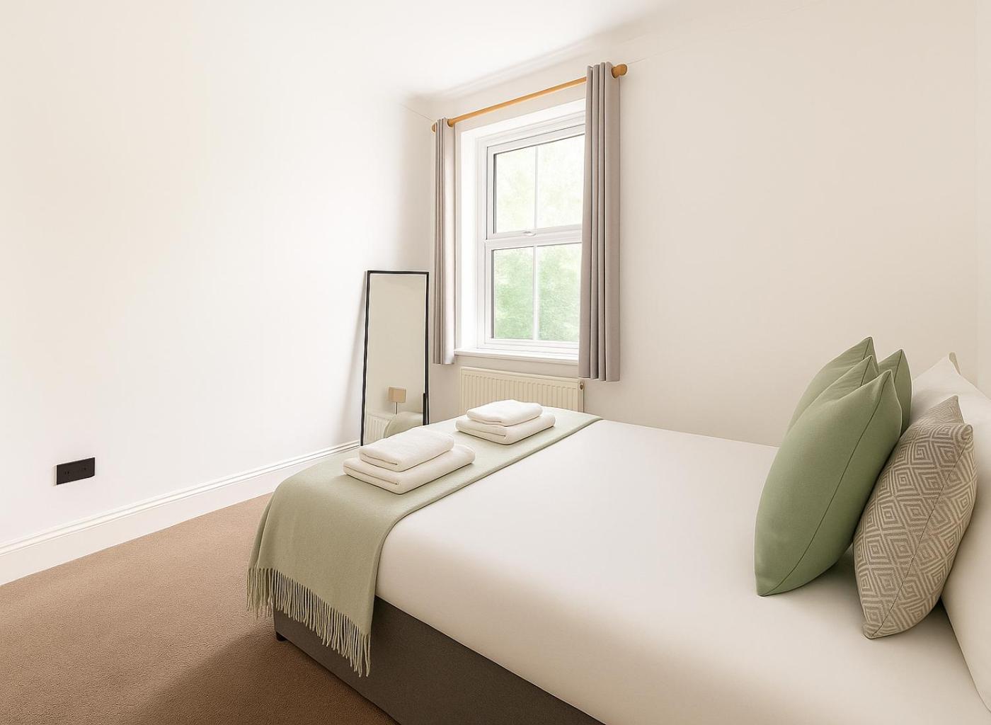 2 Bed Flat Near Chiswick Park Apartamento Londres